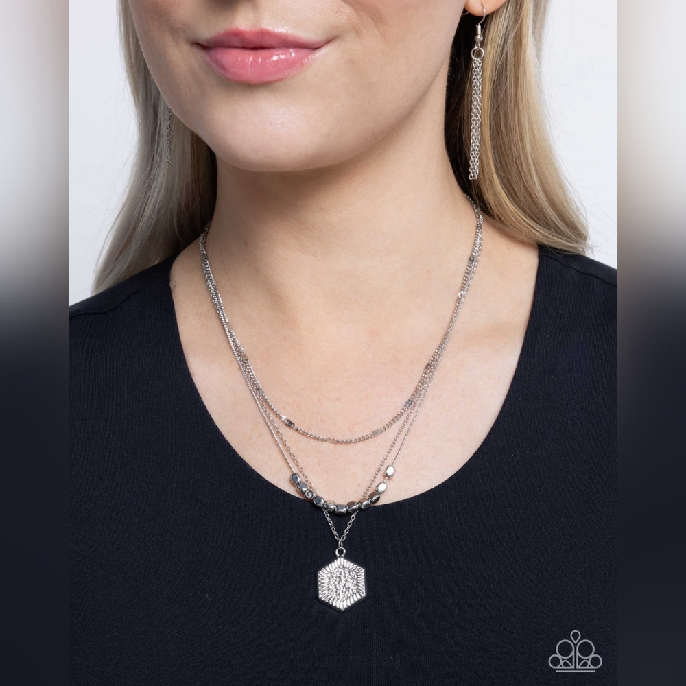 Clandestine Chains Necklace